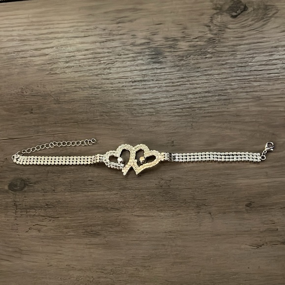 Rhinestone hearts bracelet - Picture 4 of 6